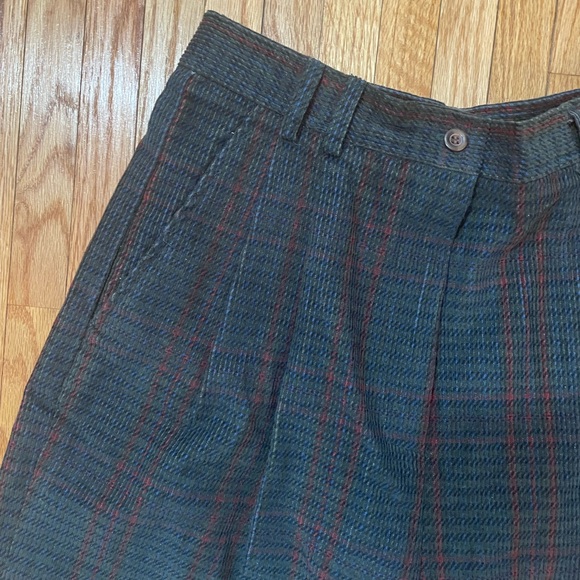 Vintage Corduroy Plaid Shorts - Picture 4 of 15